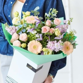 Deluxe Pastel Bouquet